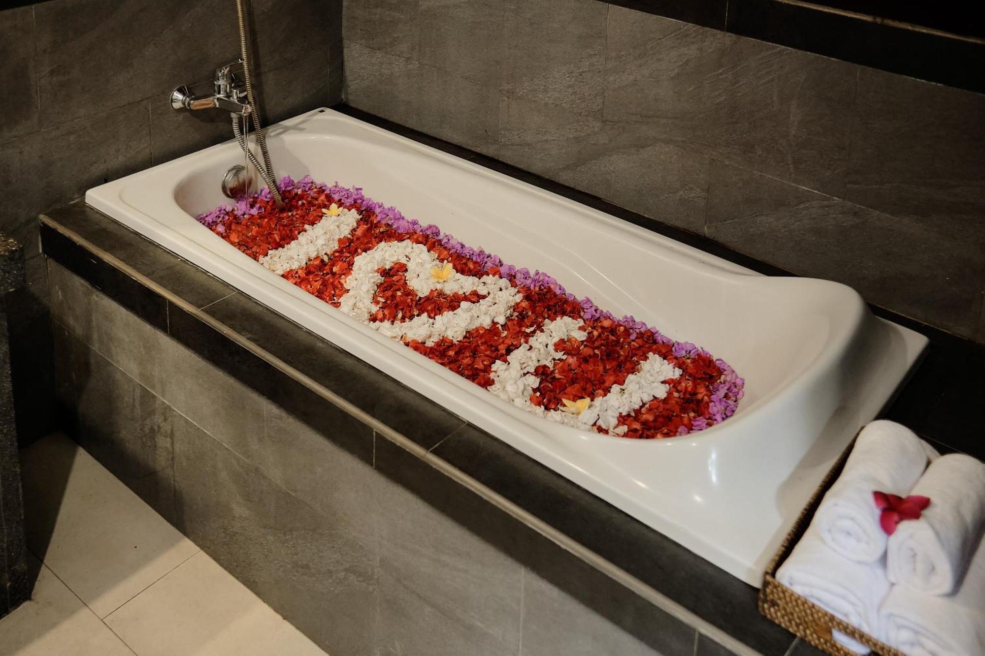 Buana Tirta Ubud Villa Экстерьер фото